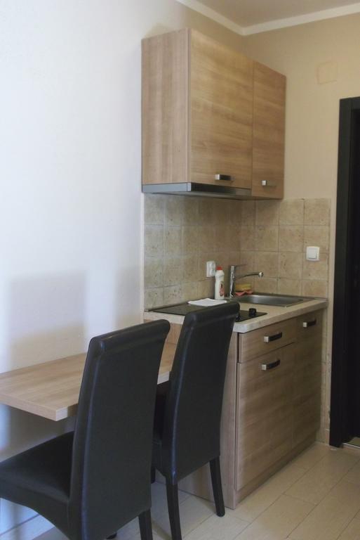 Vila V Lux Apartments Petrovazzo Esterno foto