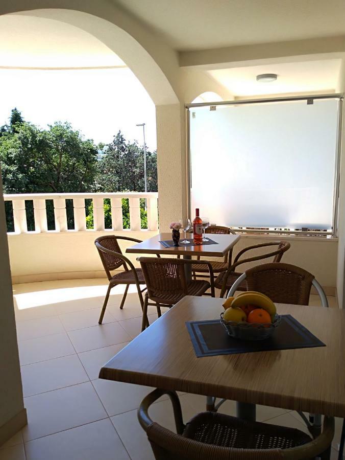 Vila V Lux Apartments Petrovazzo Esterno foto